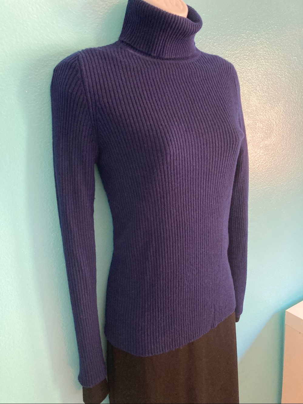 State Cashmere Navy Blue Size S Ribbed Turtleneck Fitted Pullover Sweater